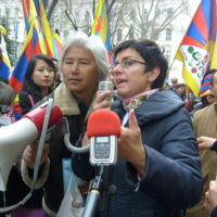 Bilder von Demo vor der chinesischen Botschaft Free Tibet - www.netwatcher.at

frei bei Namensnennung
(CC) 2008 V 2.0 AT non commercial